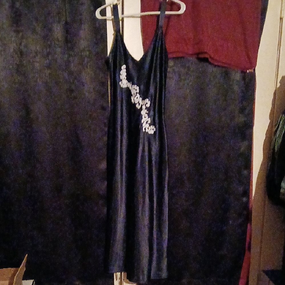 Source Unknown Midnight Blue Maxi Dress with Ivory Floral Pattern